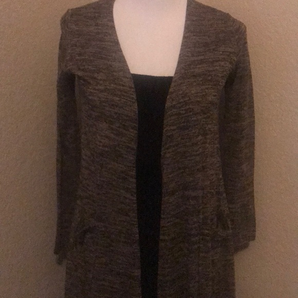 ❌ SOLD❌ Lularoe Sarah Duster - Picture 2 of 5